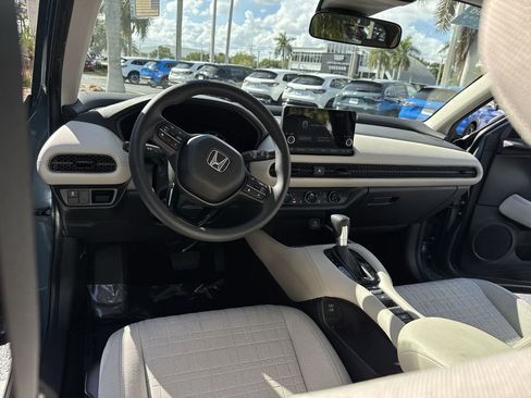 Used 2024 Honda HR-V LX image 31