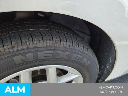 Used 2025 Kia Soul LX w/ LX Technology Package FWD image 24
