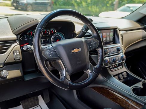 Used 2019 Chevrolet Tahoe LS w/ Enhanced Driver Alert Package AWD/4WD image 20