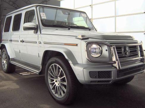 Used 2019 Mercedes-Benz G 550 image 3