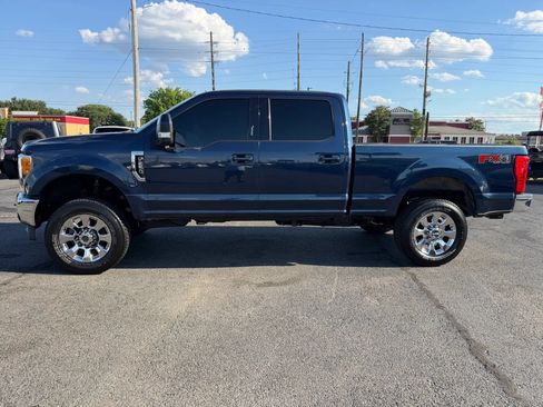 Used 2017 Ford F250 Lariat w/ Lariat Value Package AWD/4WD image 16