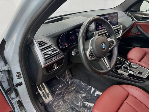 Used 2024 BMW X3 M40i w/ Premium Package image 9