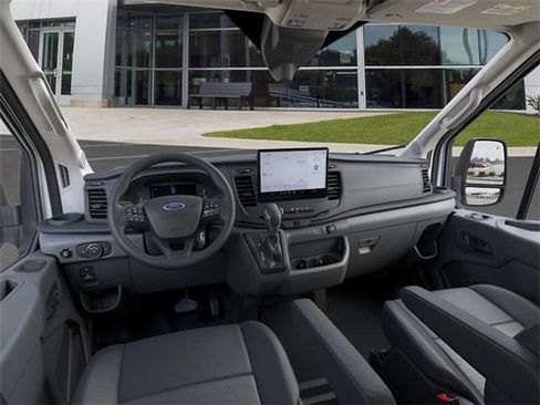 New 2026 Ford Transit 250 148 Medium Roof RWD image 9