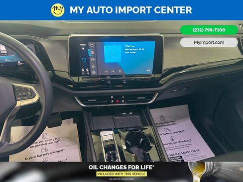 Used 2024 Volkswagen Atlas Cross Sport SE AWD/4WD image 21