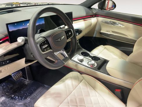 Used 2026 Genesis GV70 3.5T Sport Prestige image 9