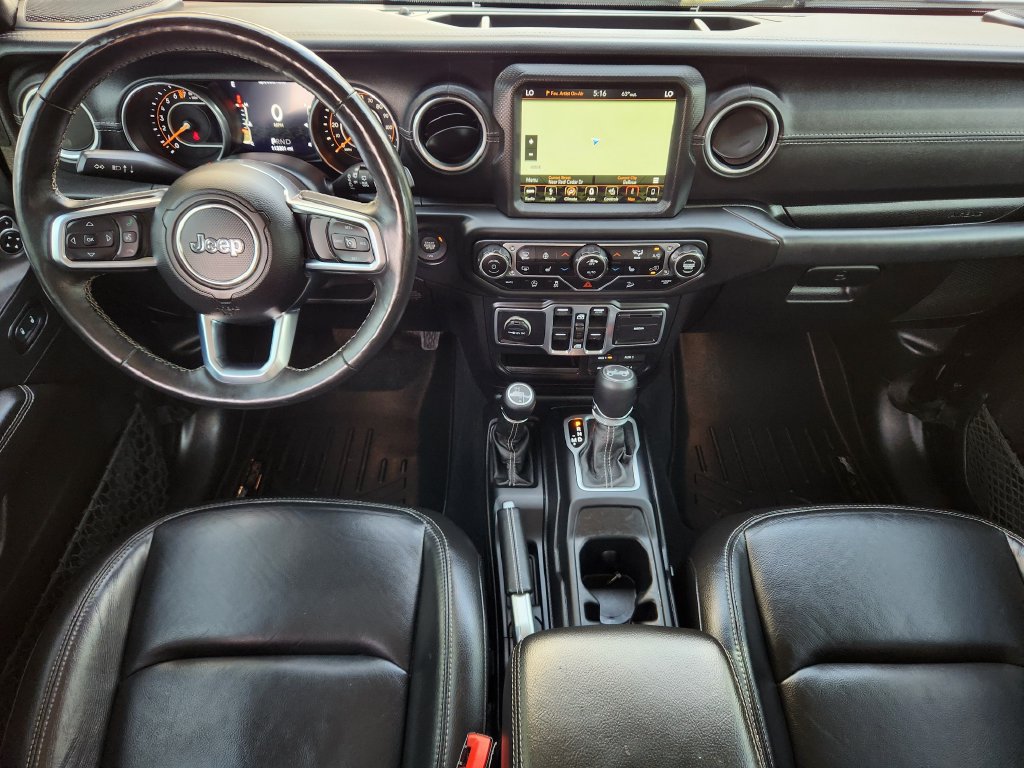 Used 2018 Jeep Wrangler Unlimited Sahara AWD/4WD image 10
