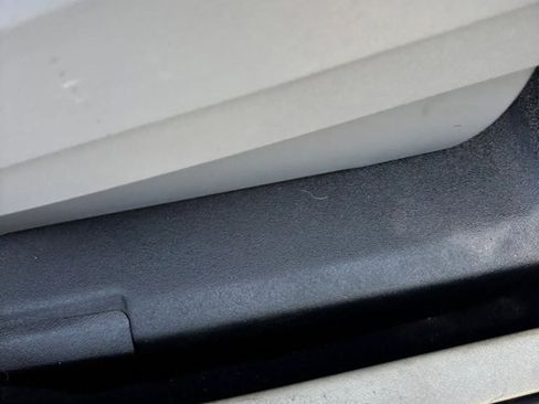 Used 2010 Chrysler Town & Country Touring image 55