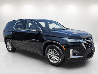 Used 2022 Chevrolet Traverse LT