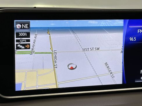 Used 2019 Lexus RX 350L w/ Premium Package image 21