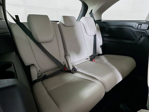 New 2026 Honda Odyssey EX-L image 26