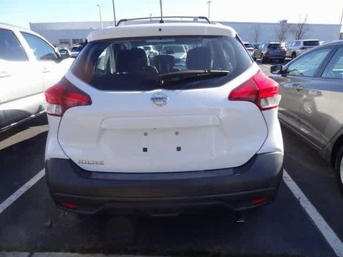 Used 2019 Nissan Kicks S w/ Exterior Package image 5