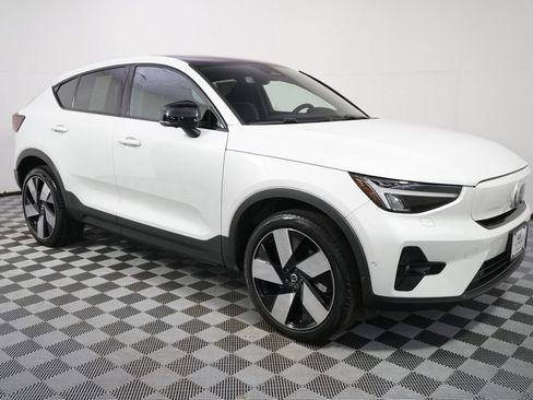 Used 2023 Volvo C40 P8 Recharge Ultimate AWD/4WD image 8