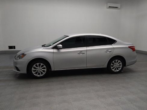 Used 2019 Nissan Sentra SV image 2