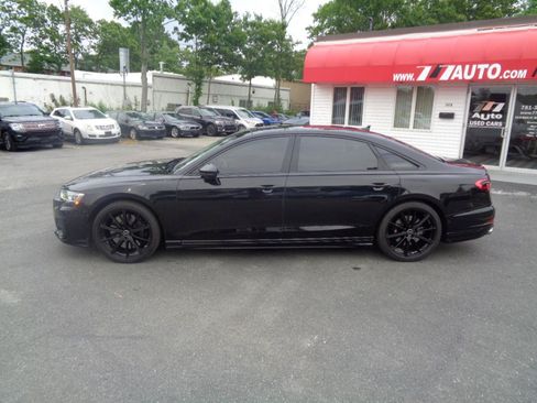 Used 2023 Audi S8 AWD/4WD image 11