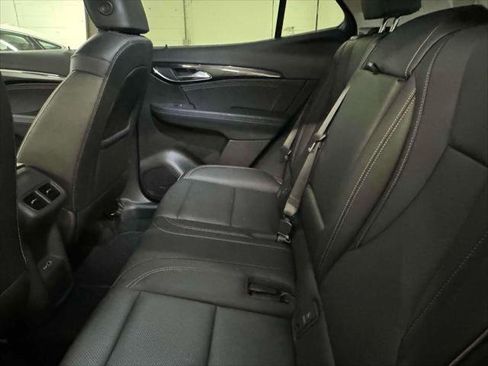 Certified 2023 Buick Envision Essence image 10