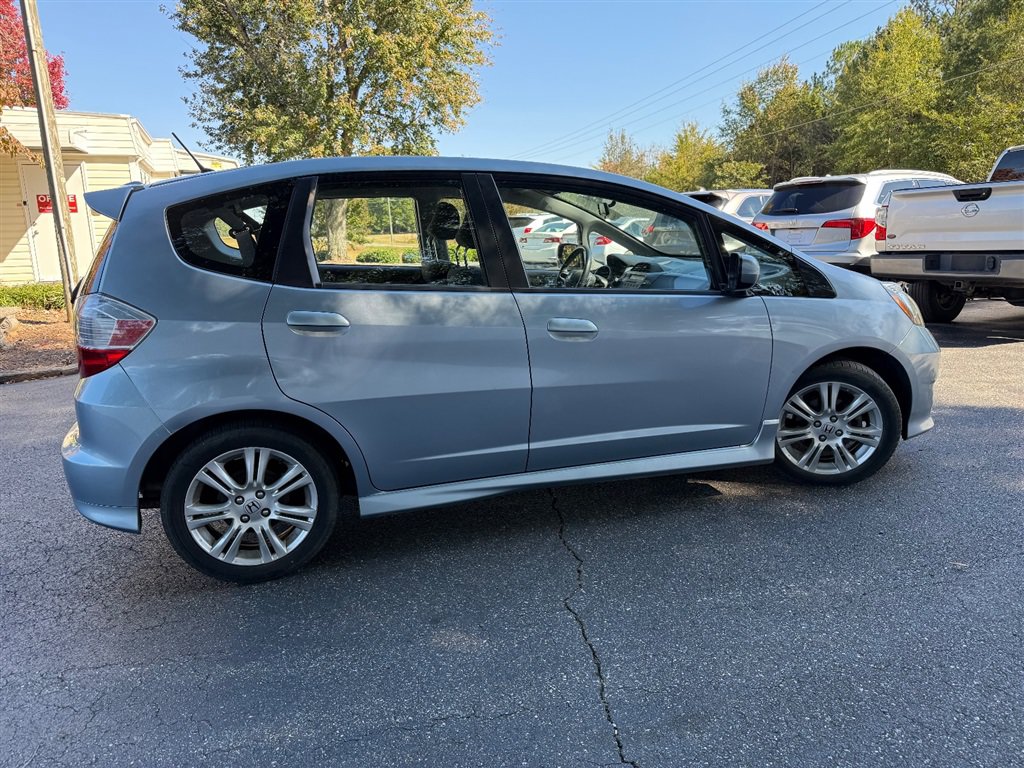 Used 2011 Honda Fit Sport image 6