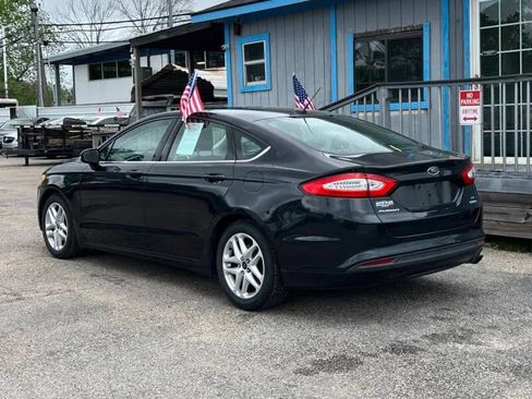 Used 2014 Ford Fusion SE image 8