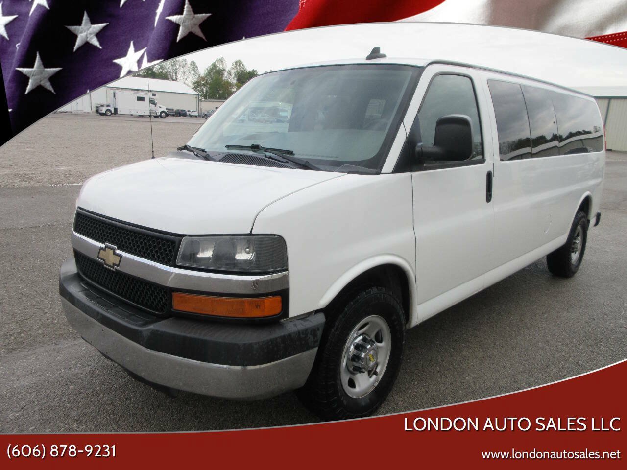 Used 2016 Chevrolet Express 3500 LT w/ LT Preferred Equipment Group RWD image 1