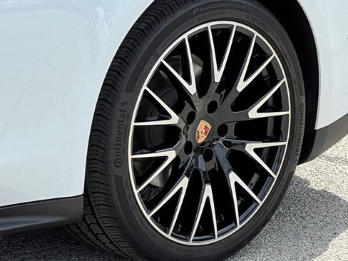 Certified 2026 Porsche Panamera 4 AWD/4WD image 14