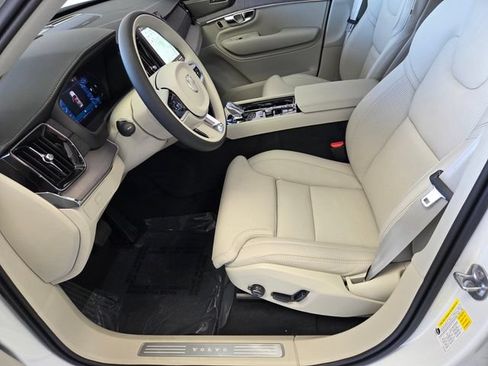 New 2026 Volvo XC90 B6 Ultra w/ Protection Package AWD/4WD image 10