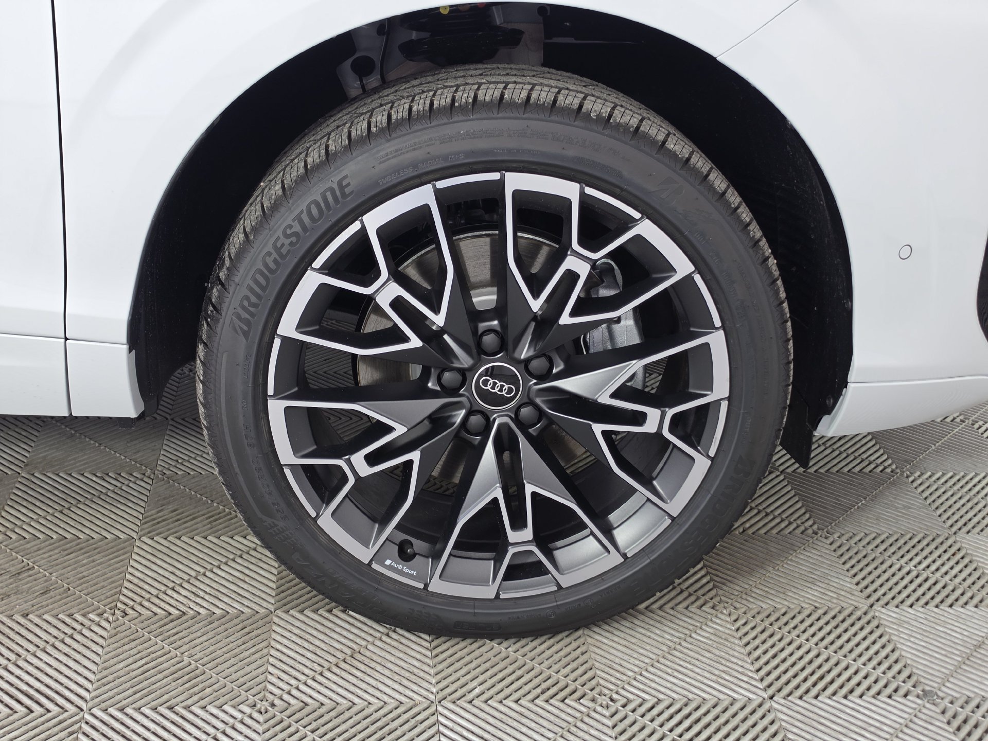 New 2026 Audi Q3 quattro 2.0T AWD/4WD image 49