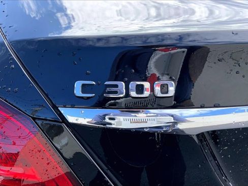 Used 2021 Mercedes-Benz C 300 4MATIC Sedan image 7