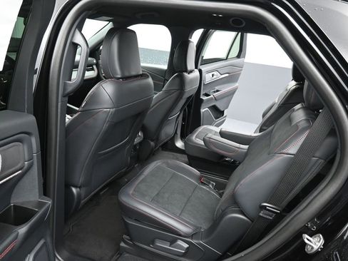 New 2026 Ford Explorer ST image 21