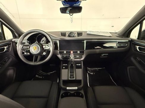 New 2026 Porsche Macan image 20