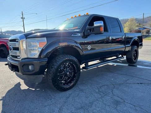 Used 2015 Ford F350 Platinum w/ FX4 Off-Road Package AWD/4WD image 5