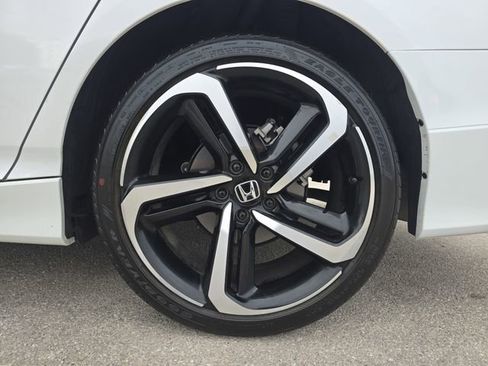 Used 2022 Honda Accord Sport image 32