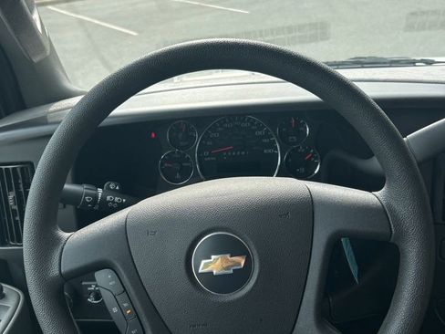 Certified 2023 Chevrolet Express 3500 LT w/ LT Preferred Equipment Group image 8