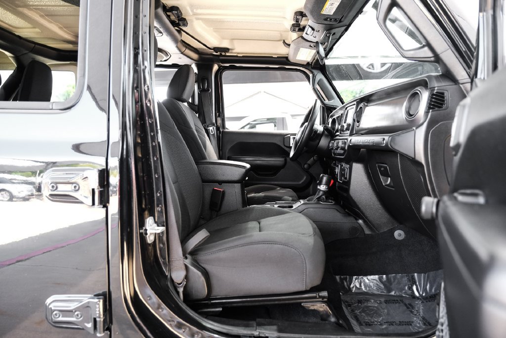 Used 2020 Jeep Wrangler Unlimited Sport AWD/4WD image 34