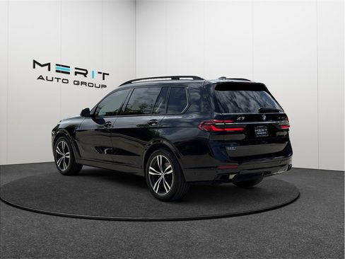 Used 2023 BMW X7 xDrive40i AWD/4WD image 7