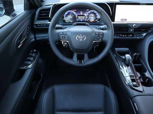 New 2026 Toyota Crown Signia w/ Advanced Technology Package image 10