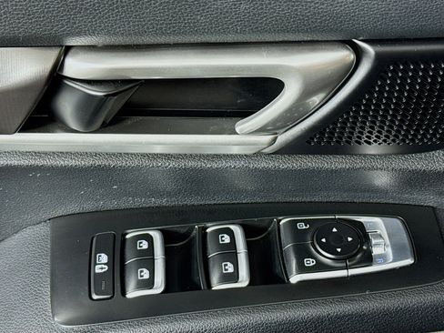 Used 2023 Kia Telluride S image 23