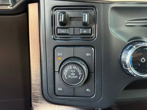 Used 2024 Ford F150 King Ranch image 31