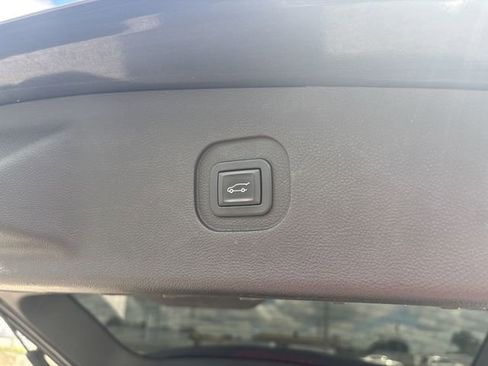 Used 2015 Chevrolet Equinox LTZ FWD image 16