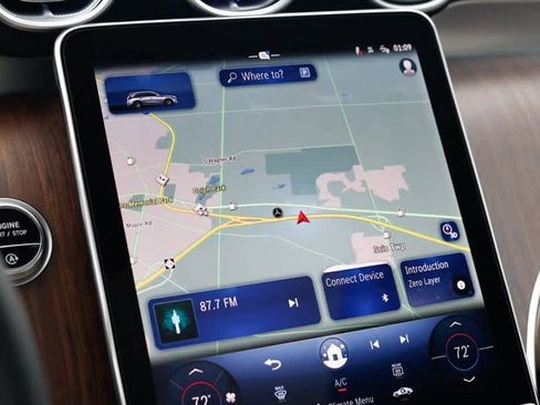 Certified 2025 Mercedes-Benz GLC 300 4MATIC image 19