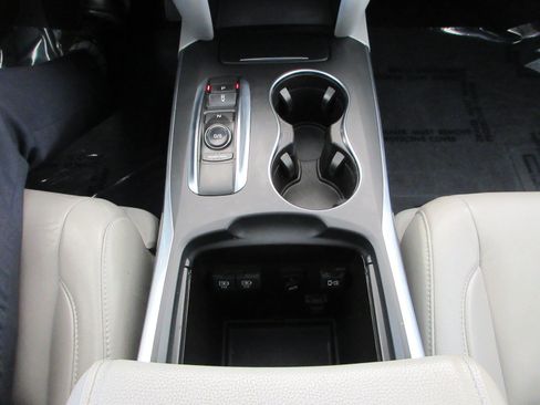 Used 2018 Acura MDX SH-AWD image 50