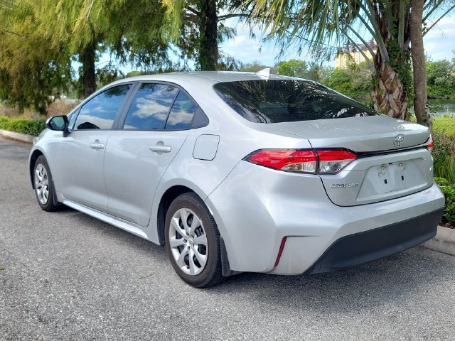 Used 2026 Toyota Corolla LE FWD image 3
