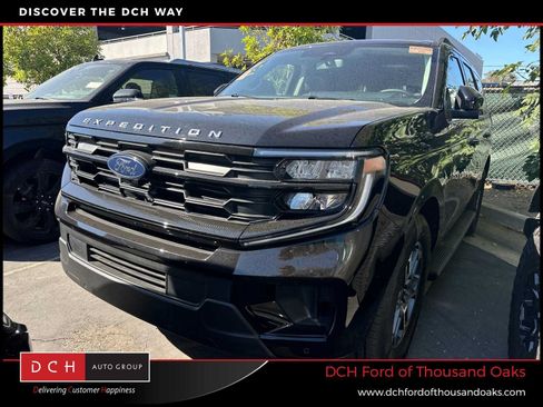 Used 2025 Ford Expedition Active RWD image 1