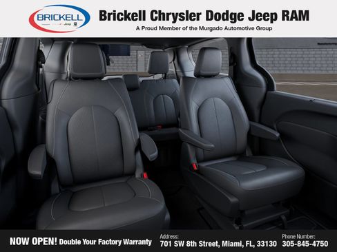 Used 2026 Chrysler Pacifica Select w/ S Appearance Package FWD image 15