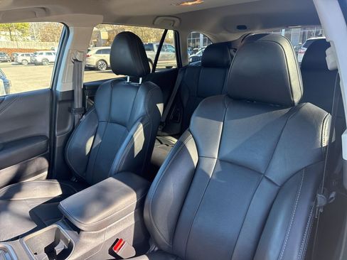 Used 2022 Subaru Outback Limited image 22
