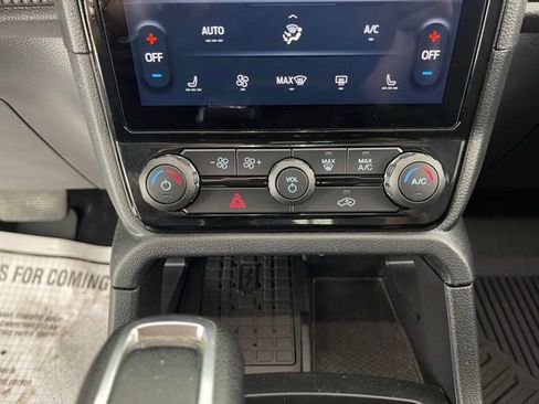Used 2024 Ford Ranger XLT w/ Equipment Group 301A High AWD/4WD image 42