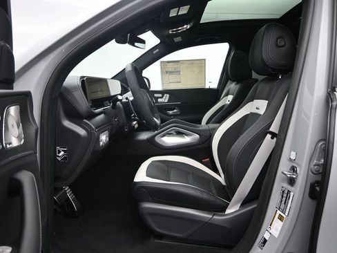 New 2026 Mercedes-Benz GLE 63 AMG S image 19