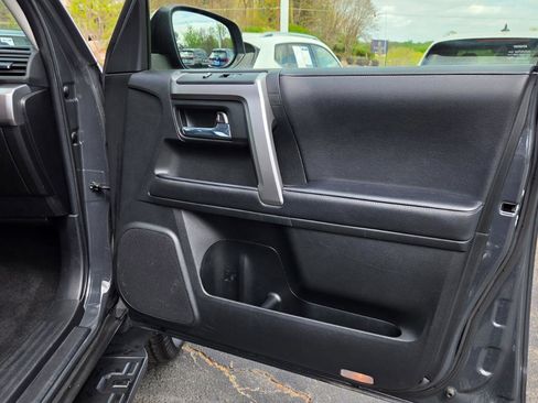 Used 2024 Toyota 4Runner SR5 image 42