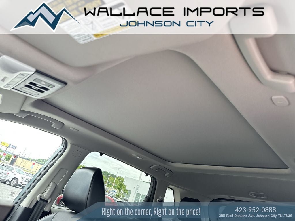Used 2023 Nissan Rogue SV w/ SV Premium B Package AWD/4WD image 14