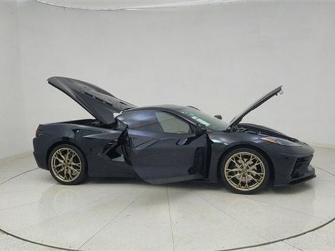 Used 2024 Chevrolet Corvette Stingray w/ Stealth Interior Trim Package image 62