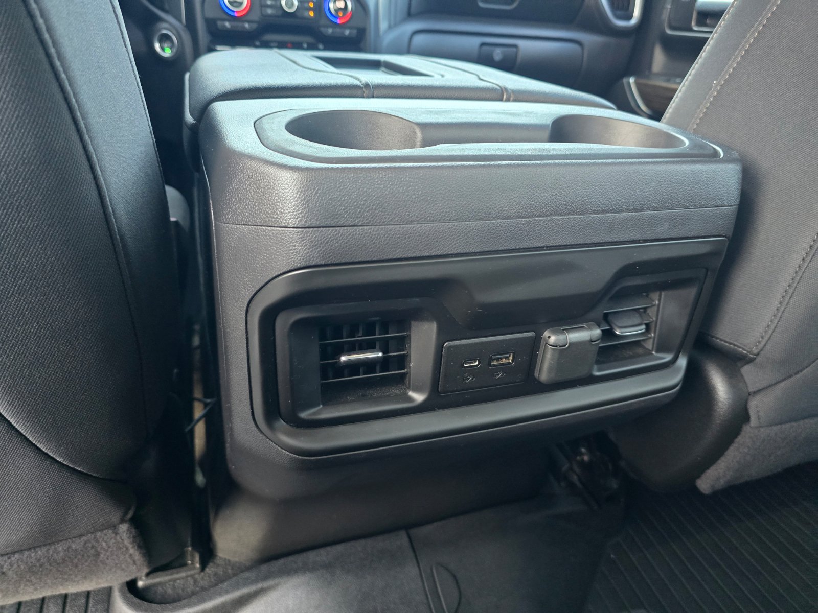 Used 2021 Chevrolet Silverado 1500 LT Trail Boss w/ LPO, Dark Essentials Package AWD/4WD image 26