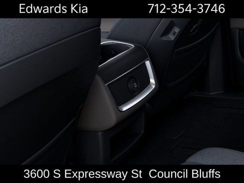 New 2027 Kia Carnival LX FWD image 28